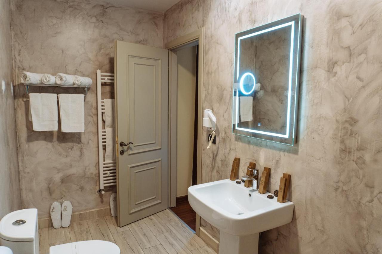 Casta Diva Boutique Hotel コルチャ エクステリア 写真